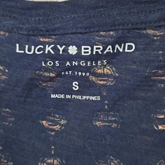 Lucky Brand Persian Carpet Graphic Scoop Neck Short Sleeve Tee Casual Knit Shirt - Picture 6 of 12